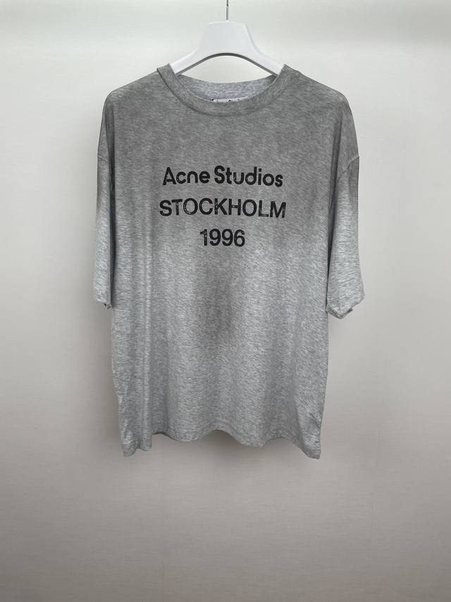 Acne Stud*25Ss早春新款 经典1996炒色做旧印花短袖T恤 做旧洗水晕染渐变磨破边工艺，巨巨巨轻薄透气 Sml S码 M码 L码 肩 53 54 5