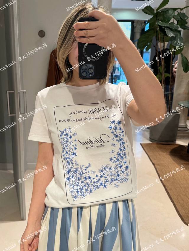 2025夏季新款时尚刺绣0001Faa1T恤，立体撞色字母图案，精致感十足 细节呈现丰富层次感 重磅棉 面料柔软舒适 上身更具轻盈日常出街百搭好穿 随性自然 。