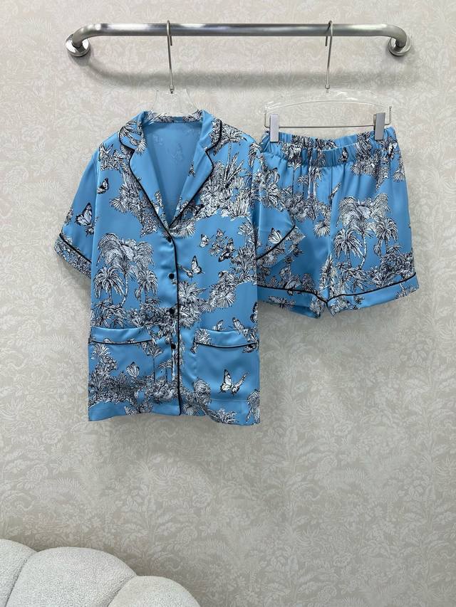 Dio*25新款睡衣家居服套装 超美腻0001Fa75蓝色棕榈树印花 翻领短袖衬衣短裤 上身就是满满的时髦高级感自带气场 面料质感很奈斯 时髦又高级 颜色超级正