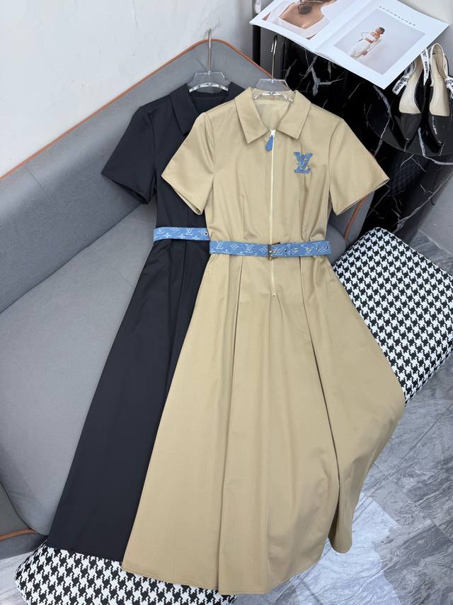 Louis Vuitto* 25Ss新款翻领牛仔撞色连衣裙贴牛仔布绣花装饰 搭配提花牛仔腰带 工装风 气质款 两色三码Sml