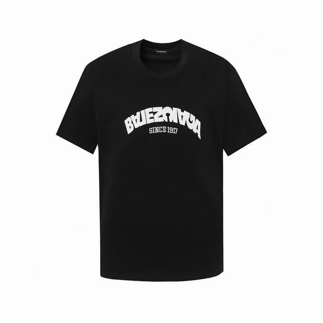 Balenciaga巴黎世家 #经典款 #反Logo刺绣短袖# 前幅巴黎英文字母反Logo绣花 凹凸感明显 新面料 新版型 独家定织定染高克重面料 质感柔软舒适