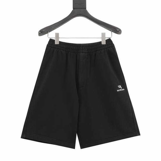 款号Y740 Balenciaga巴黎世家Blcg 24Ss 织带弹力刺绣Logo短裤 你的衣橱要一定要有一条日常出门随意套上，就很百搭又舒服的短裤！推荐巴黎世