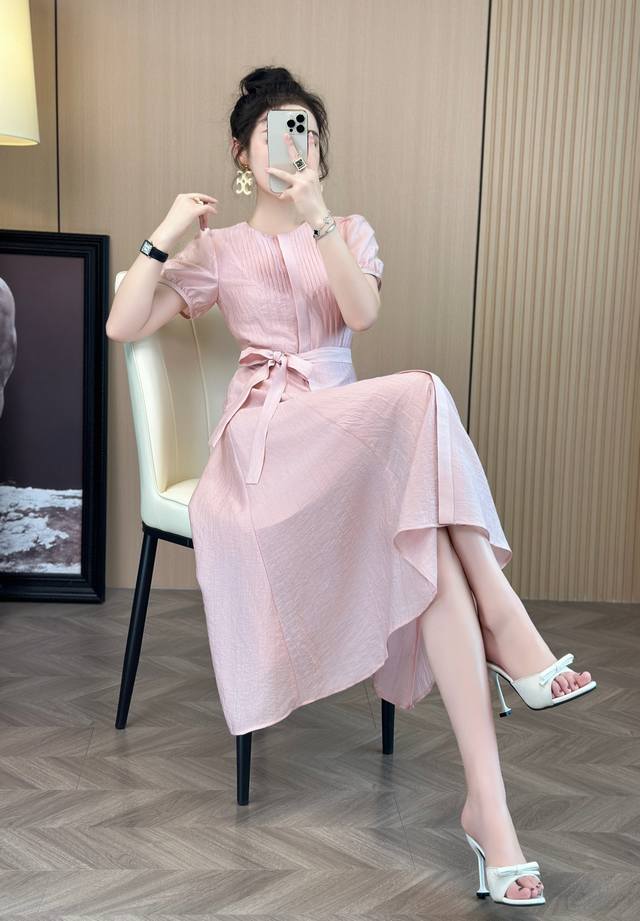 连衣裙 醋酸天丝连衣裙出货 面料龟纹压花设计 飘逸清爽 轻奢飘逸款 米白 粉色 黑色S-Xxl