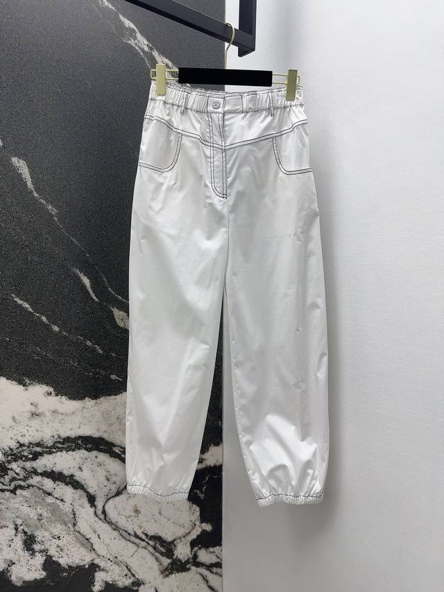 外套 裤子 C家 25Ss 春夏新品重工刺绣明线设计连帽夹克外套+松紧腰休闲裤 一套搭配分开单穿都好看 上身松弛感拉满 穿出满满的高街时髦风格 定制面料质感舒适