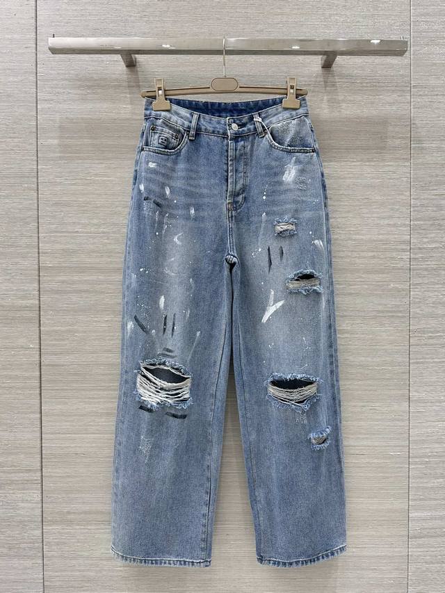 原单品质，独家首发 Acne 25春夏最新系列！泼墨破洞直筒牛仔裤！绝对是时尚爱好者衣橱里的宝藏单品！定制进口斜纹棉牛仔材质 多重水洗 呈现出挺括质感 通体泼墨