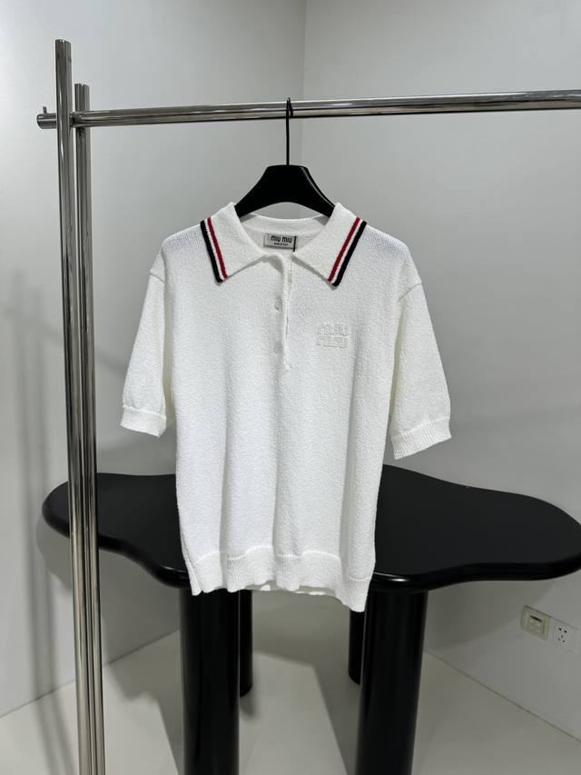 新品棉质Polo衫 白色棉质针织面料 饰品牌标识刺绣 撞色条纹Polo领口 弹力版型 落肩设计 男女同款 ：白色 ： L