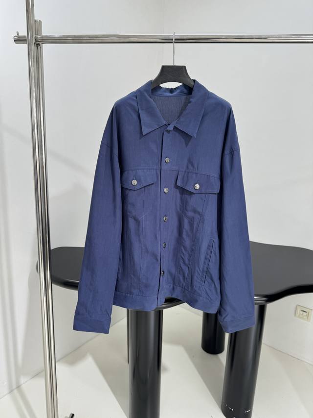 新品Loose Tailored休闲外套 精选垂坠纤维府绸面料宽松版型剪裁 薄款春夏款 适用性强 无需熨烫呈现自然皱褶纹理 一套搭配 男女同款 中性风 ：褪色蓝