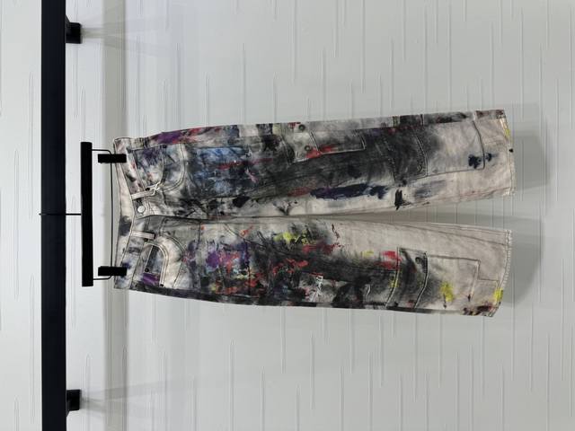 上新原单高端品Acne Studio*2025春夏最新系列！彩色泼墨直筒牛仔裤！定制斜纹棉牛仔材质 多重水洗 呈现出挺括质感 高腰系扣阔腿牛仔裤裁剪宽松阔腿款式