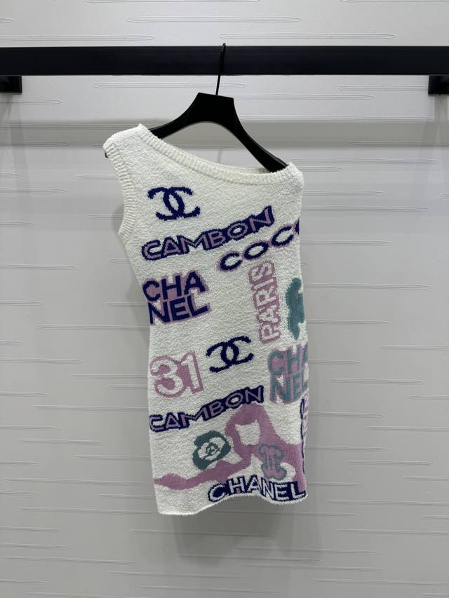 上新原单高端品质 Chane* 2025春夏最新系列！新款高级手工坊系列，定制订染多种彩纱 Logo提花斜肩背心裙连衣裙 纱线软软糯糯，上身超级舒服！1个色！S