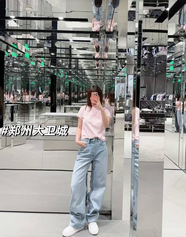 Alexand*R Wang 25Ss春夏新款 印花字母圆领短袖T恤丨独家Yb开发！高版出品！减龄辣妹短版型 超级显比例美高即视感 定染的樱花粉色巨美 同色系印