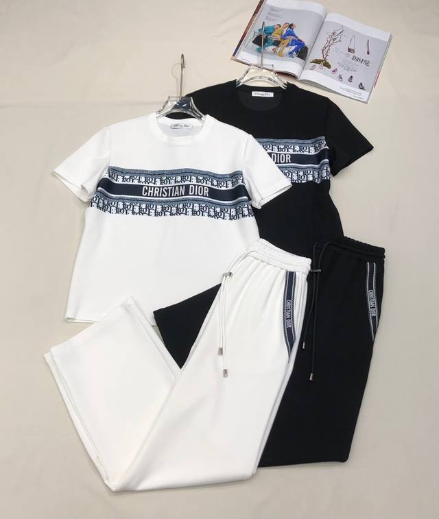 4Io* 25Ss新款T桖长裤套装 图案贴布绣花装饰 松紧腰带设计休闲大气 两色四码Smlxl