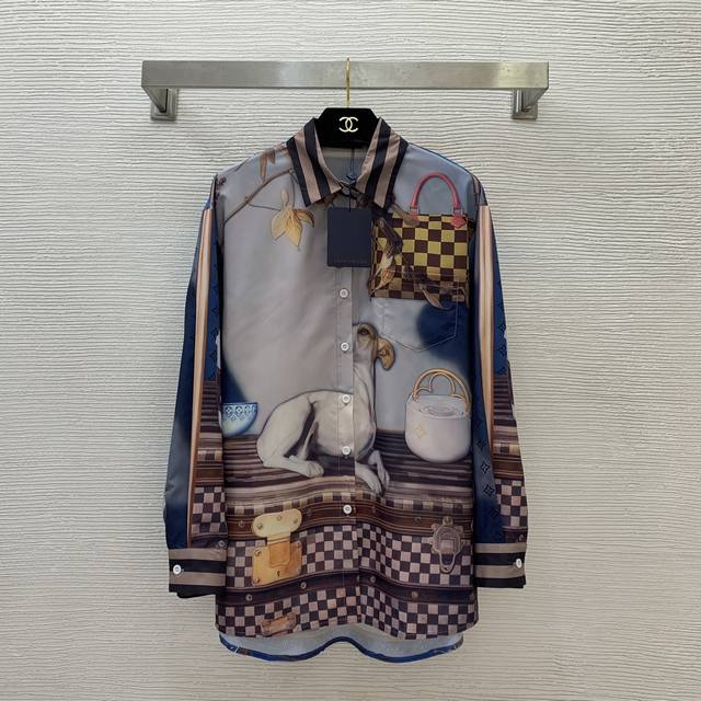 款号Louis*驴家Lv新款 巴黎街头时尚街拍棋盘格狗狗图案印花个性宽松显瘦系扣翻领P衬衣！ M码：胸围114，袖长53，前衣长72 76