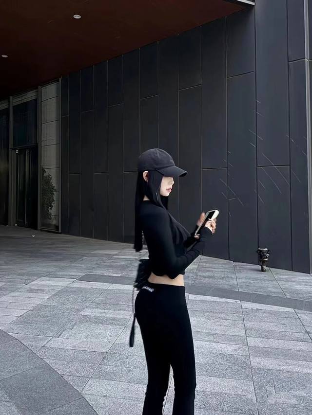 Chrome Hearts 克罗心 2025夏季新款卷轴瑜伽裤，小小Ch卷轴印花，Yb开发裤型超级赞，Sml