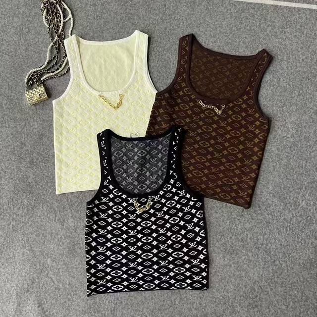 L*春夏新款U领针织背心 贴身弧形超遮副乳满身Logo提花辨识度满满高腰版型上身超显比例老花控必入