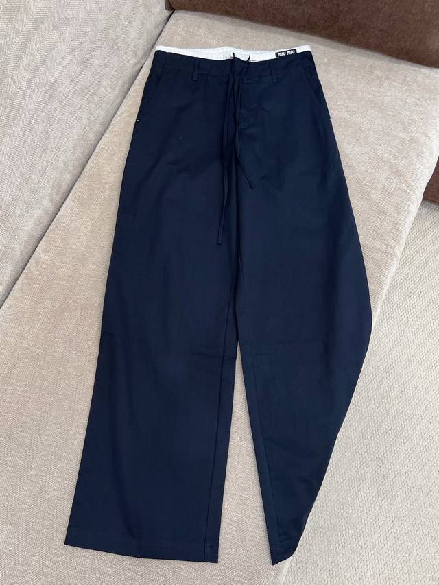 Miu*Iu 25Ss春夏新款 微标装饰绑带天丝牛仔长裤丨独家高版出品！版型直接可以封神！直筒版型拯救不丸美腿型 绝对的直腿神器！显瘦提臂拉腿一步到位承包你的各