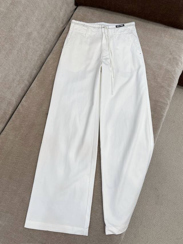 Miu*Iu 25Ss春夏新款 微标装饰绑带天丝牛仔长裤丨独家高版出品！版型直接可以封神！直筒版型拯救不丸美腿型 绝对的直腿神器！显瘦提臂拉腿一步到位承包你的各