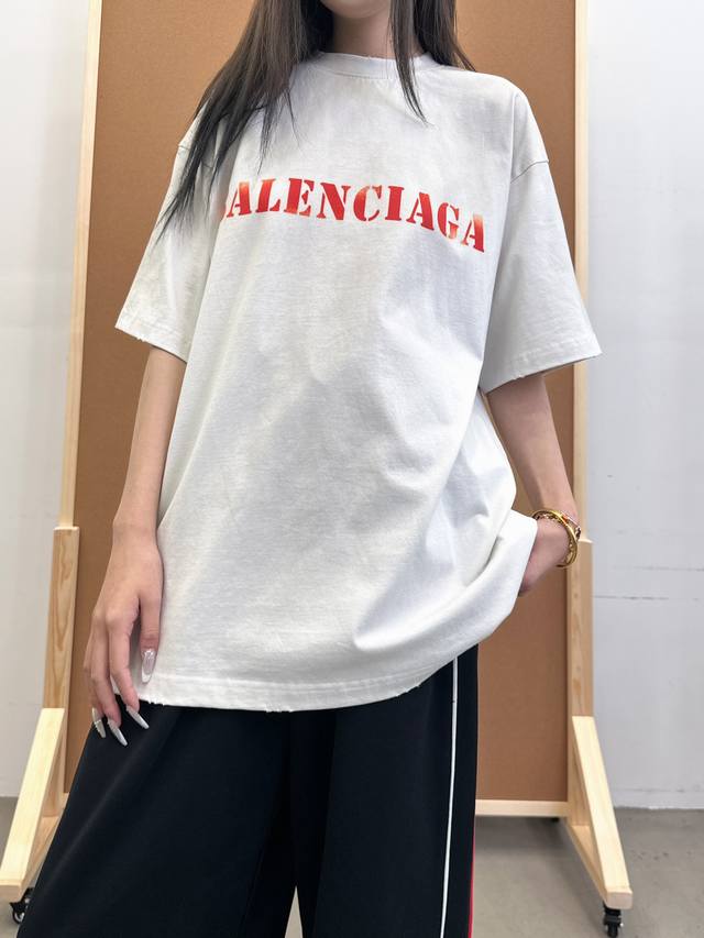 巴黎 ｜ 新款印花T，前后白墨印花加成衣洗水吊磨喷色叠加工艺，100%棉，男女同款，尺码Sml