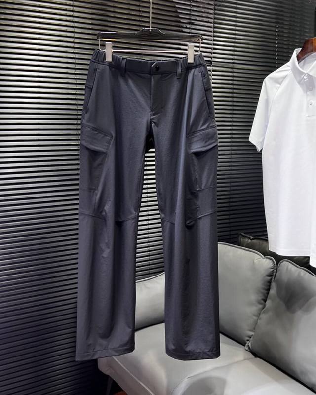 Arcteryx 始祖鸟高品定制系列鸟家、户外、Fortius Dw 2.0软壳防风防泼水防护男士休闲裤。Gw售价2630。探索全新新体验，这款Rampart专