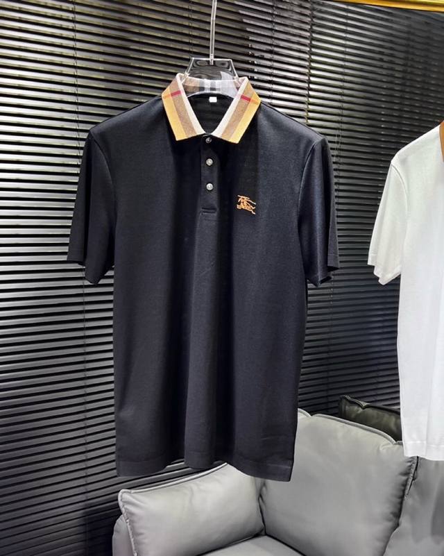 Burberry 巴宝莉2025Ss 春夏新品男士棉质 针织短袖翻领T恤Polo衫， 高奢内敛低调，轻松驾驭不挑人 裁剪精细完美，经典颜色上身很显精气神，多种风