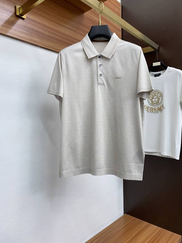 杰尼亚 2025新款男士翻领Polo衫短袖 进口定制针织纯棉面料呈现。轻盈柔软的面料经过成衣染色，营造出优雅纹理，原版定制 进口纱线色染 定制罗纹领口 起脚设计