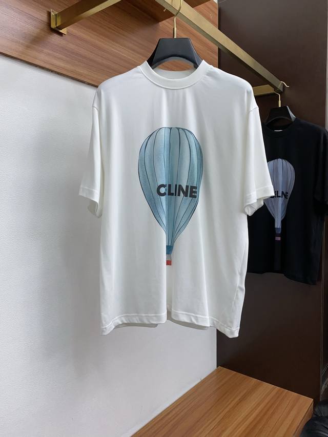 赛琳 25春夏新款男女同情侣款休闲宽松棉质圆领短袖T恤衫！贸易公司渠道稀出，同步官网发售 ！ 2025春夏最新系列，经典时尚设计元素，为全新系列注入满满活力，这