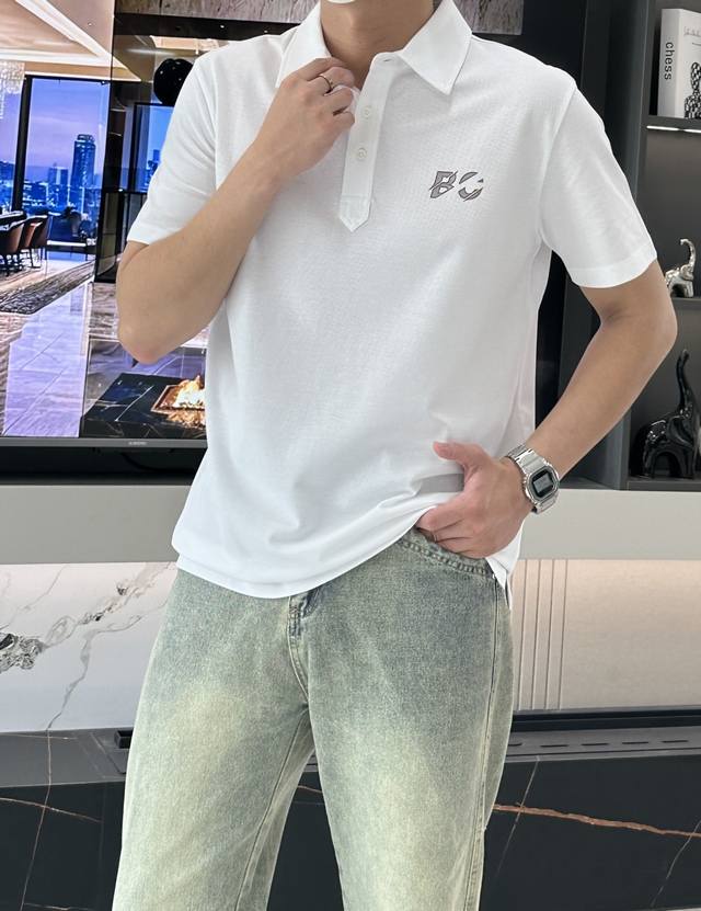 2025Ss夏季新款翻领Polo衫 Bru**Llo Cuci**Lli 男士短袖！ Bc家材质讲究的同时 整体的设计颇具时尚感 今天推荐他家百搭经典Polo衫