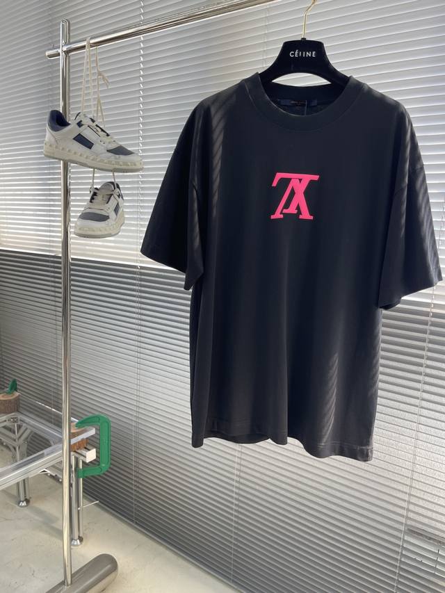 驴牌 2025新款立体印花T恤 反Logo设计非常个性 3D立体印花高级感十足 肩部通肩压条 280克纯棉面料舒适透气 男女同款 码数：S-Xxl