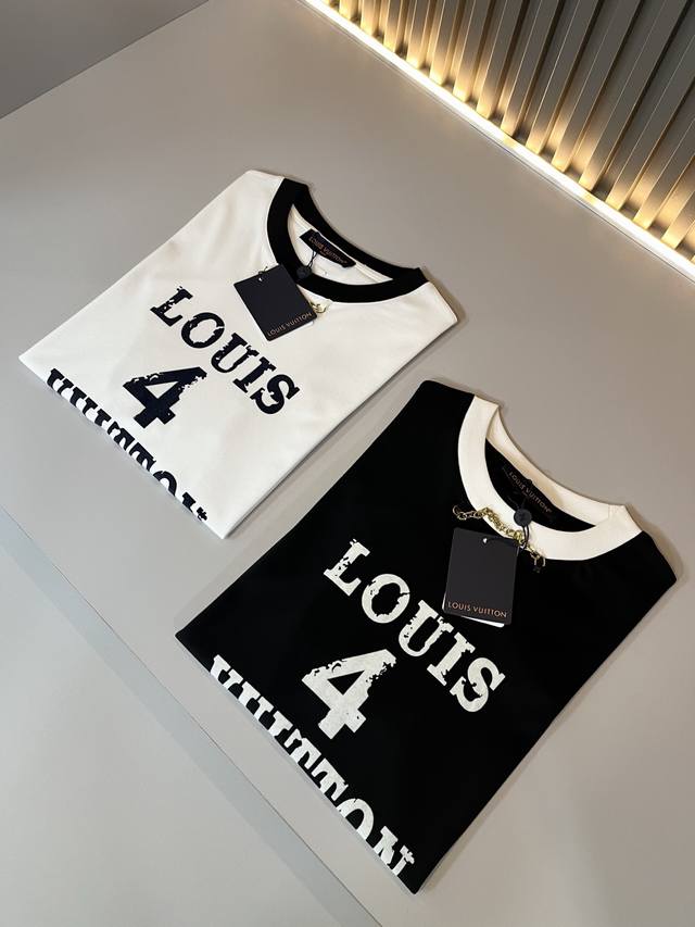 Louisvuitt*路易*登 2025春夏全新系列单品上线，非常时髦前卫的一款男女同款短袖T恤，标识Logo图案印花修饰！区别于以往的不同，宣示品牌传承多年的
