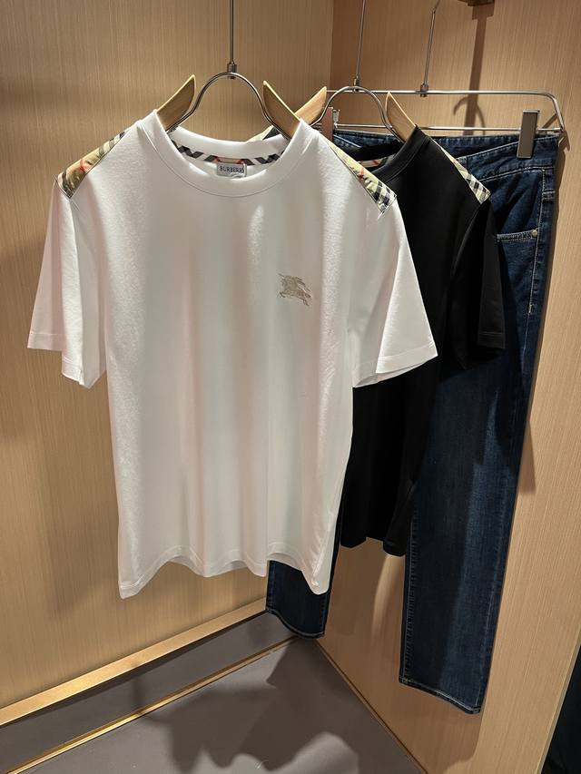 Burber*Y巴*莉2025春夏新品男女同款短袖T恤，重磅来袭，最近比较火热的环保纯棉面料制作而成，高端户外运动休闲系列，非常火热运动风潮！Bur最新研发的特