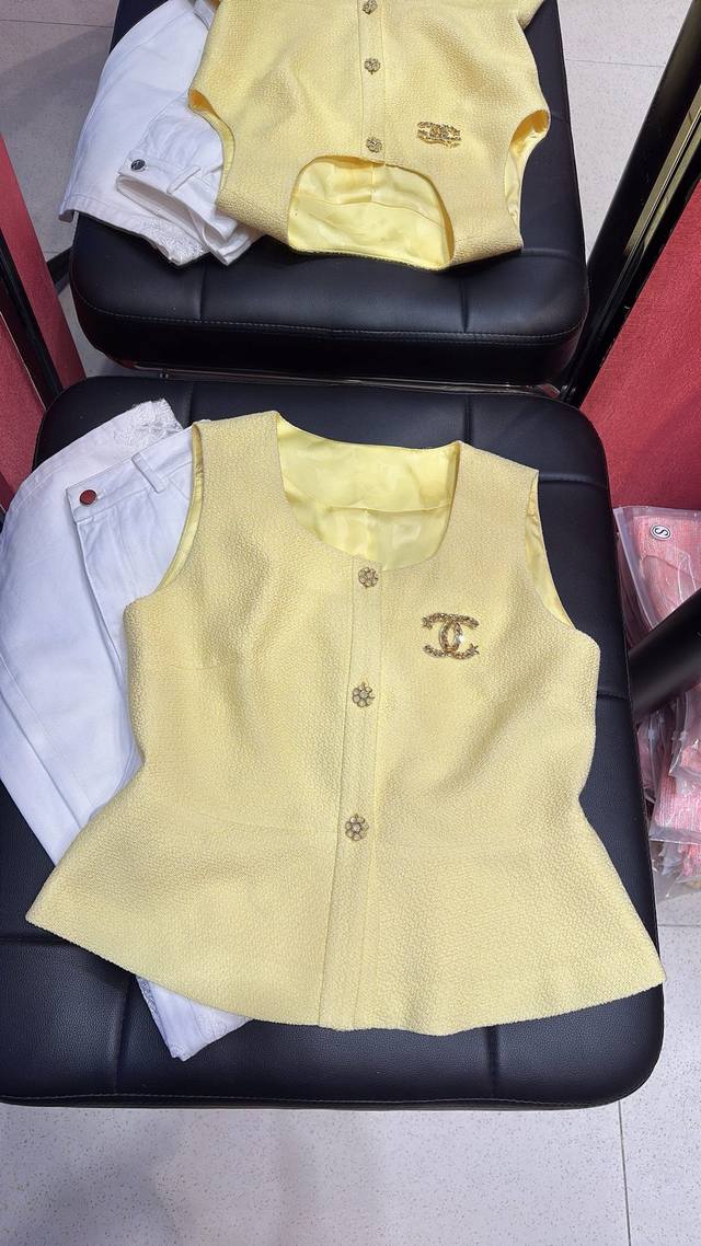 Chane*最新定制夏款面料 鱼尾收腰下摆 真的是满满高定精致感 码数36 38 40