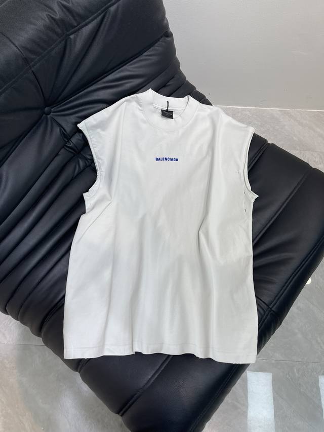 Balenciaga 巴黎世家 Logo刺绣无袖背心 高版出品！超宽松Oversize版型无袖背心 简约大方的基础款 随意上身都是Ins博主风 各种小细节在线