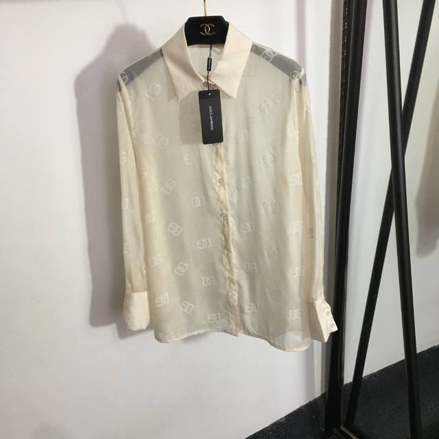 款号 3201 Dg*新款 植绒Logo字母薄款透视防晒衬衣，杏色，黑色，蓝色，粉色，S-Xl， M码；肩宽39，胸围98，袖长59，衣长69