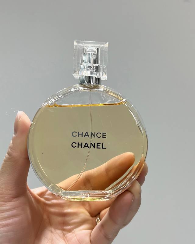 得物好货来了！海外原箱Chanel粉色邂逅女士发香雾柔情淡香水 Ml！ 原产地进口！ 邂逅更美好的自己，遇见一切幸运 代表温柔浪漫的香氛！邂逅香水是香奈儿第一款