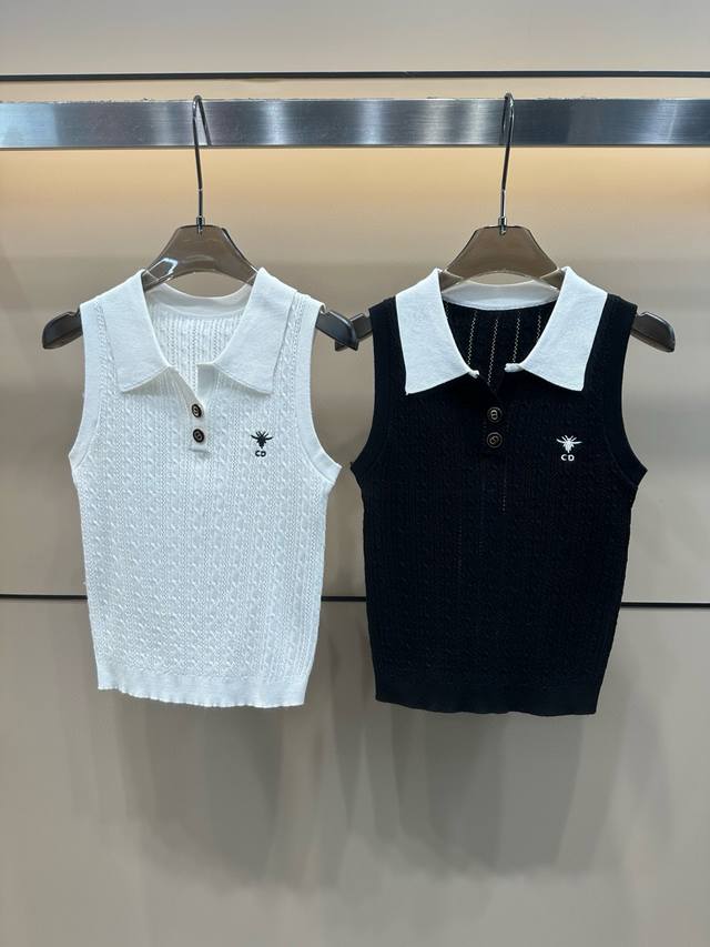 Dior迪奥Cd小蜜蜂刺绣翻领针织背心 款号：25670106268 颜色：白色 黑色 尺码：均码 80-125斤