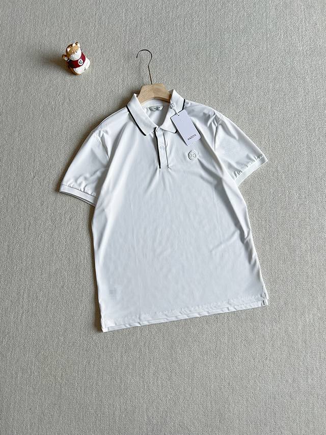 报单款号06123。 兄弟们一定别错过！Hazzys 哈吉斯夏季新品时尚简约纯色男士短袖Polo衫 像这样款型的Polo衫，作为一个时尚的男士而言，没有一件，真