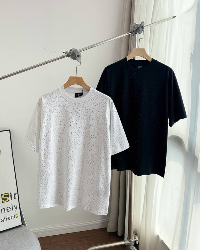 纯原臻品 顶级原版复刻 - Balenciaga巴黎世家 全身水钻宽松圆领短袖 T恤 情侣款 - Balenciaga巴黎世家水钻圆领短袖T恤，是时尚与品质的完