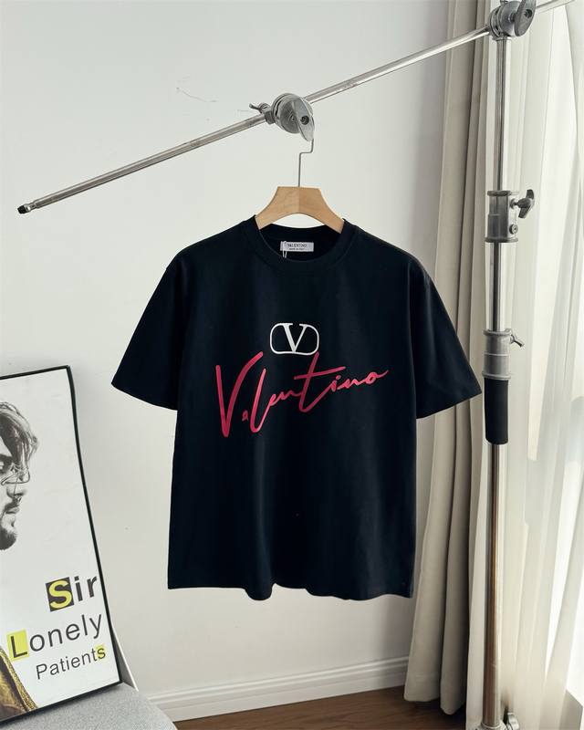 纯原臻品 顶级原版复刻 - Valentino 华伦天奴 英文Logo爱心设计高街国潮手绘手标语字母花体签名重磅宽松透气圆领落肩短袖T恤 男女同款 - Vale