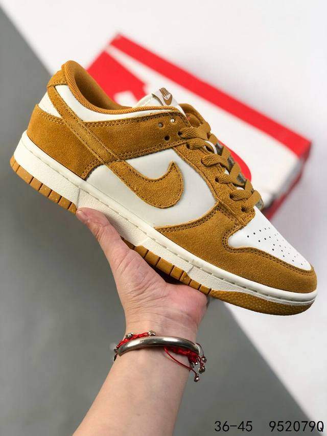 真标带半码！ 耐克Nike Sb Dunk Low 复古低帮休闲运动滑板板鞋。采用脚感柔软舒适Zoomair气垫，有效吸收滑板等极限运动在落地时带来的冲击力，为