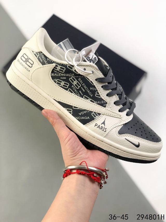 公司级带半码！ 乔丹Air Jordan 1 Low Aj1 Wh 乔1 联名 倒钩 低帮复古文化休闲运动篮球鞋。凭借出色的性能和吸睛的外观， Air Jord