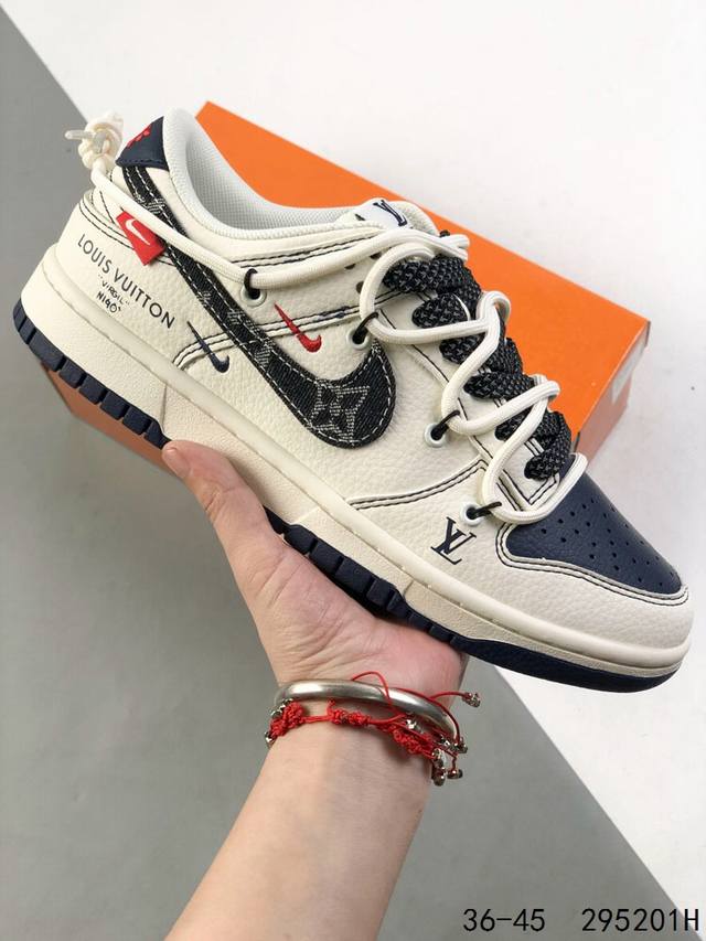 公司级带半码！ 耐克Nike Sb Dunk Low Aj1 联名 绑绳绑带 倒钩 复古低帮休闲运动滑板板鞋。采用脚感柔软舒适Zoomair气垫，有效吸收滑板等