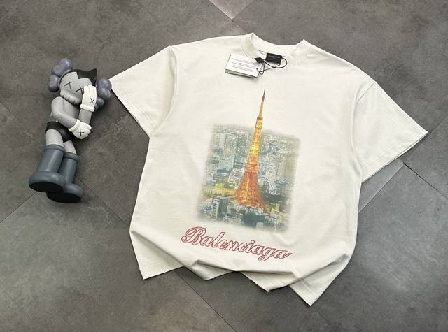 潮牌巴黎世家Balenciaga 东京斜塔情侣款短袖T恤！胸前3D设计 采用280G双纱高克重高级感十足，时尚又个性 超级百搭好看的一款 男女同款 人手必备 吊