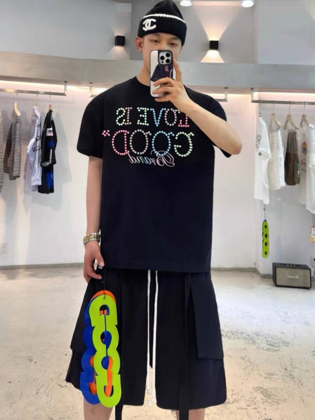 更多潮咖上身型Look: