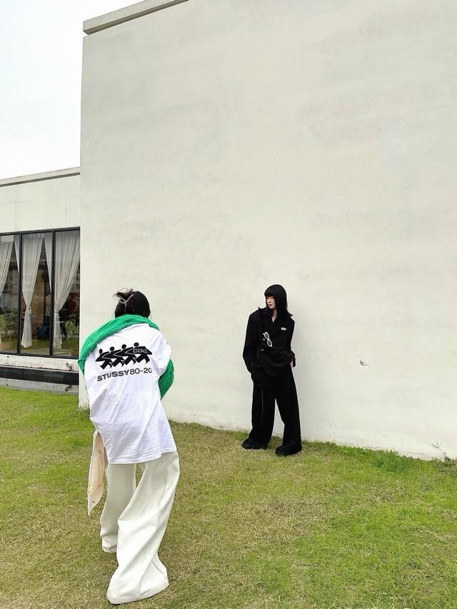 Stussy X Cdg Tee 斯图西新品Cdg联名印花男女短袖T恤 *21S 260G 正品圆桶无缝面料100%纯棉 *市场天花板品质 Colour：白-黑