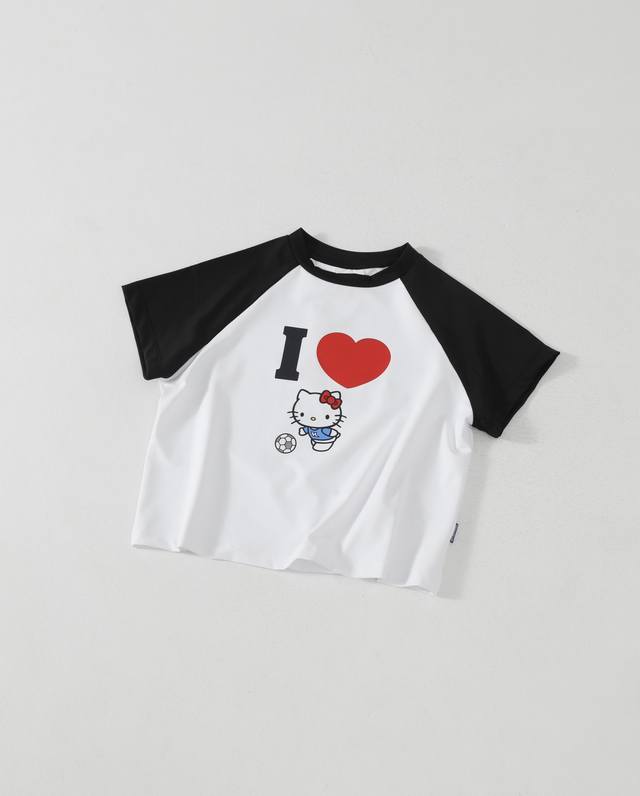 顶级版本Delightpool联名Hello Kitty凯蒂猫印花插肩短款短袖T恤 顶级复刻，Ins海外超级大爆款 明星网红上身爆款！甜酷少女风～ 小姐姐闺蜜出