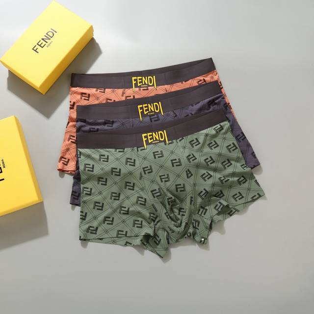 新品！Fendi 芬迪！原单品质！精品盒装男士内裤！外贸国外订单，高品质，莫代尔无痕切割工艺 科学配 92%莫代尔+8%氨纶，丝滑 透气 舒适！有型！ 一点也不