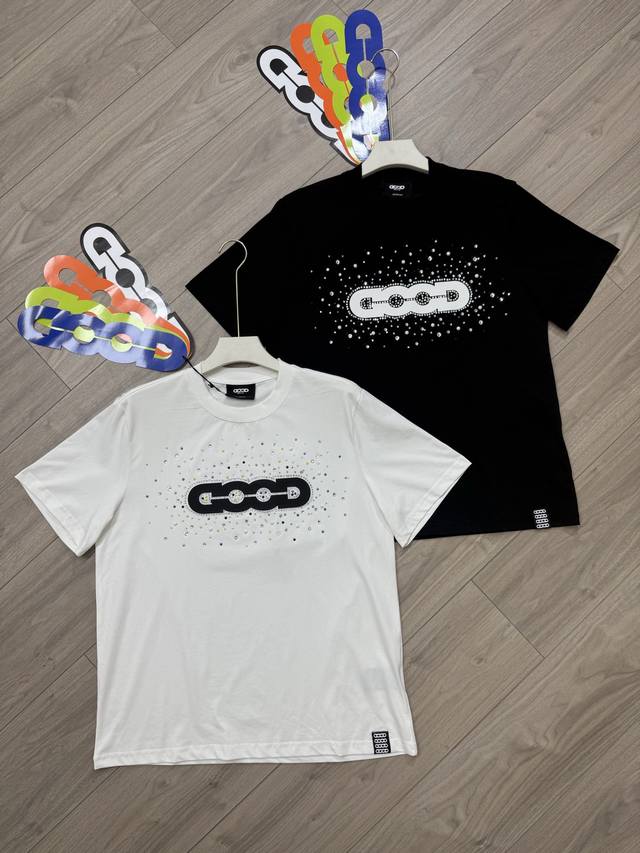丶上新 Good圆领T恤 细节图 Goodbrand2025Ss假日缤纷糖果宝石高级感印花Good短袖衬衫 颜色： 白色-黑色 尺码M-L- Xl 胸围 衣长