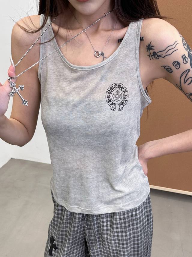 Chrome Hearts 克罗心Ch前后印花炒色背心 款号：25670406388 颜色：浅灰色 尺码：Sml S码80-95斤 M码95- 斤 L码 -12