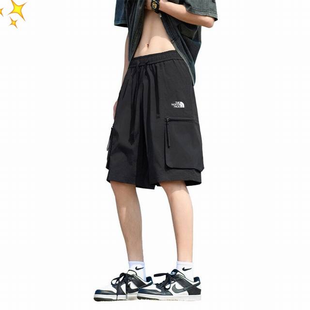 供 The North Face北面夏季25Ss新款高品质百搭休闲工装五分裤多口袋休闲工装五分短裤 采用高品原版高端专用面料 面料当季必备 工装宽松锥形版型的设