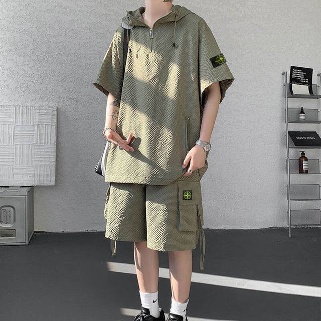 石头岛25Ss新款高品质短裤短袖套装！ 衣服裤子版型宽松 细节完美 采用梭织面料耐磨耐脏 立体裁剪宽松版型 进口刺绣贴布反复水洗不会开裂脱落，男女同款情侣款 颜