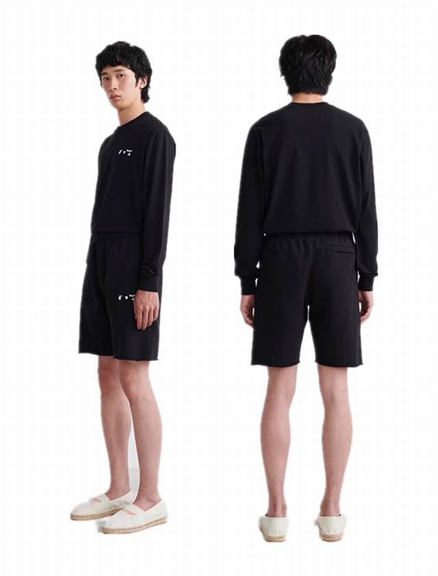 现货： # Ss春夏新品！ 品牌：Off-White 标语Logo款五分裤 短卫裤！ 颜色： 黑色 尺码：Xs-S-M-L 做工： 立体剪裁：一片成型 裆缝采用